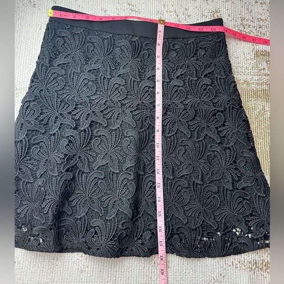 LOFT Black Lace Career Skirt NWT | Size XS - Picture 8 of 8